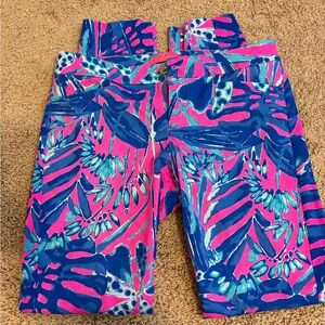 Lilly Pulitzer Pink and Blue Tropical Cropped Pants